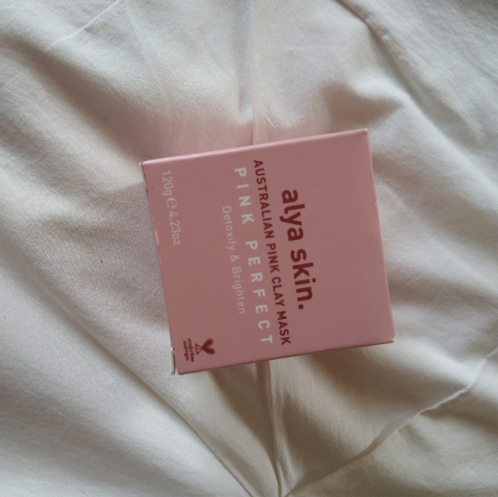Alya face mask pink clay